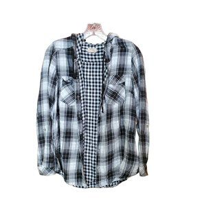 Boston Traders Women's Shirt Jacket Plaid. Size S. very‎ gently worn.